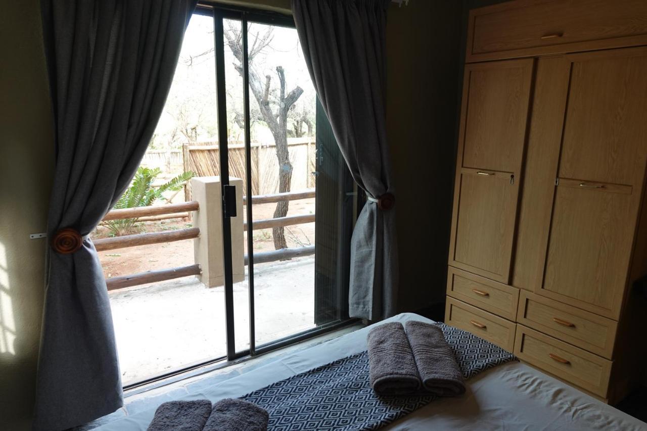 Marloth Park Hippo House Villa Екстериор снимка